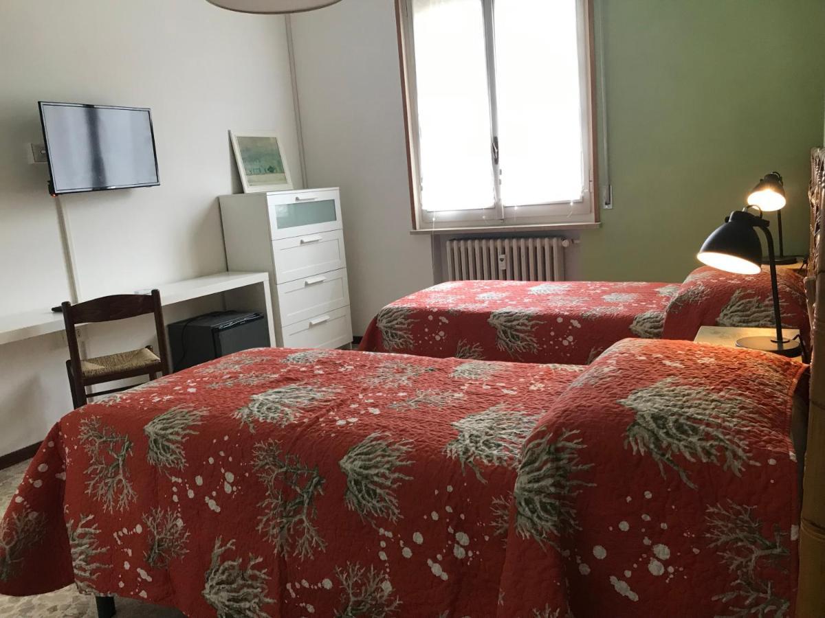 B&B Ospedale Maggiore Parma Affittacamere Exterior foto